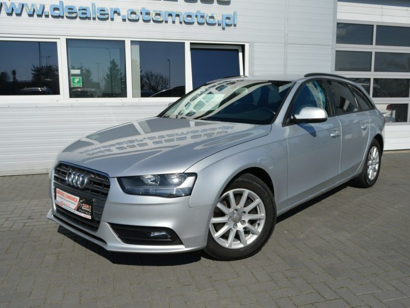 Audi A4 2.0 TDI LIFT Serwis NAVI Bluetooth B8 (2007-2015)