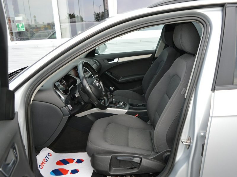 Audi A4 2.0 TDI LIFT Serwis NAVI Bluetooth B8 (2007-2015)