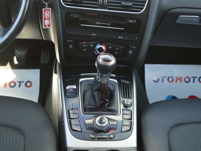 Audi A4 2.0 TDI LIFT Serwis NAVI Bluetooth B8 (2007-2015)