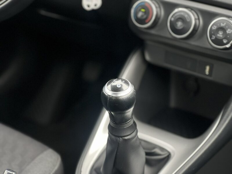 Toyota Yaris Salon Polska Poleasingowy I właściciel Serwis ASO VAT 23% Bezwypadkowy IV (2020-)
