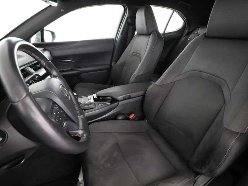 Lexus UX UX 250h Business Edition Tempomat Nawigacja Asystenci Alcantara Kamera