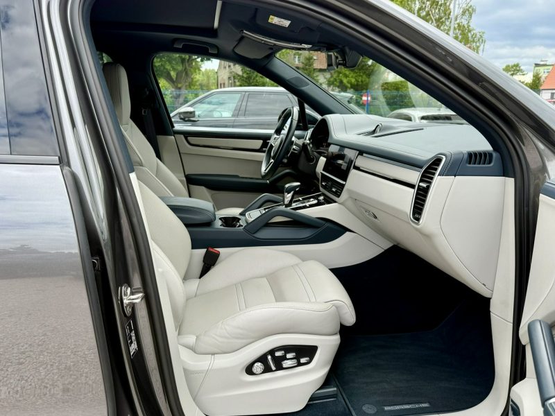 Porsche Cayenne 462KM,E-hybrid,Full wersja,Gwarancja III(2017-)