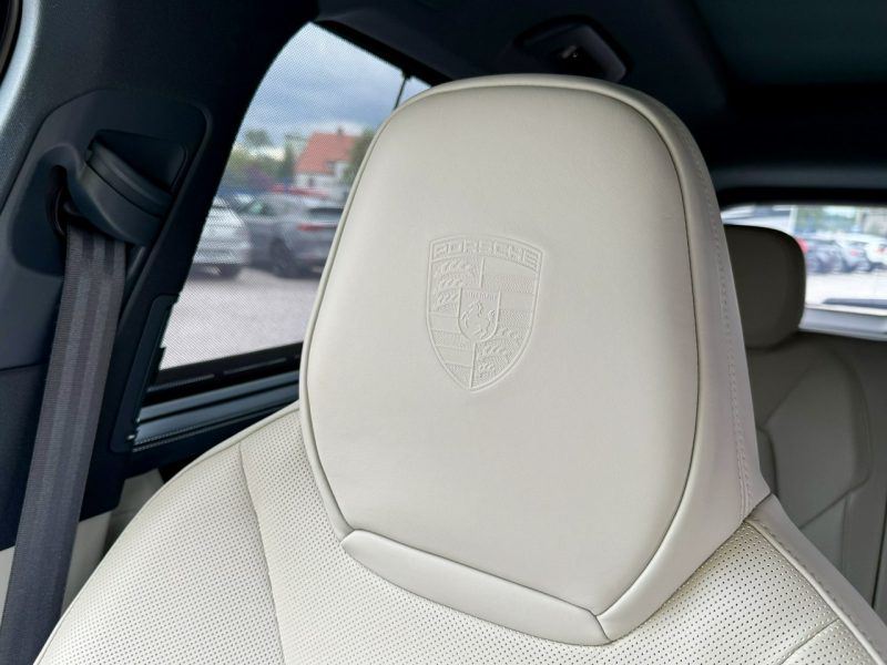 Porsche Cayenne 462KM,E-hybrid,Full wersja,Gwarancja III(2017-)