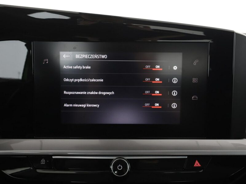 Opel Mokka niski przebieg kamera grzane fotele tempomat Bluetooth LED II (2020-)
