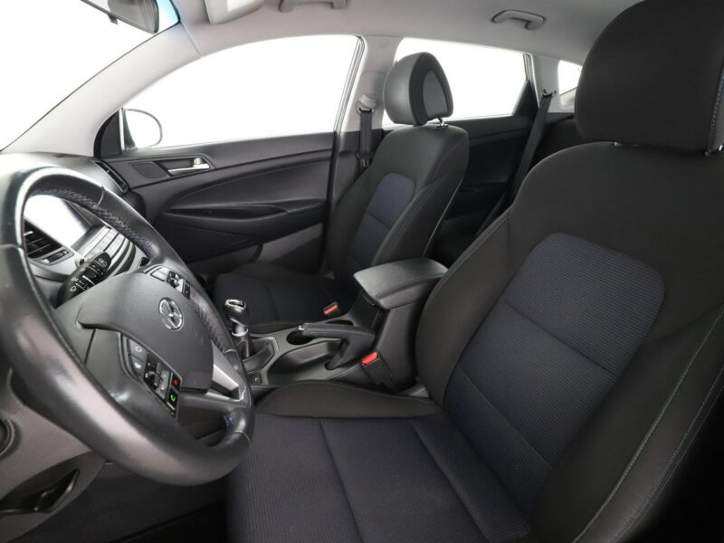 Hyundai Tucson 177KM Navi Klimatyzacja Czujniki parkowania Hak Bluetooth III (2015-2020)