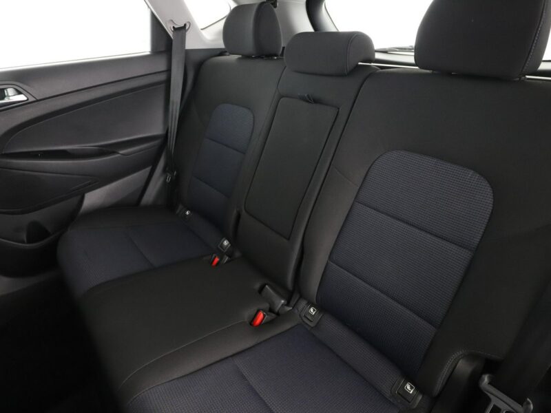 Hyundai Tucson 177KM Navi Klimatyzacja Czujniki parkowania Hak Bluetooth III (2015-2020)