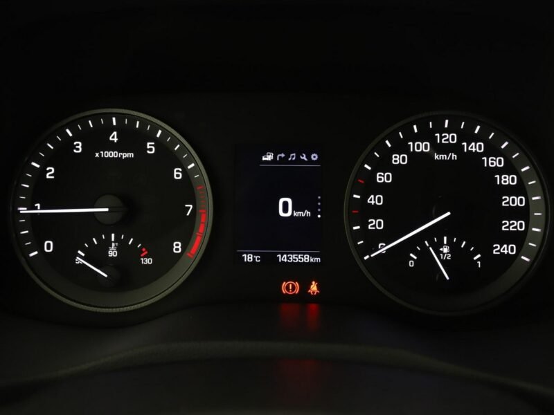 Hyundai Tucson 177KM Navi Klimatyzacja Czujniki parkowania Hak Bluetooth III (2015-2020)