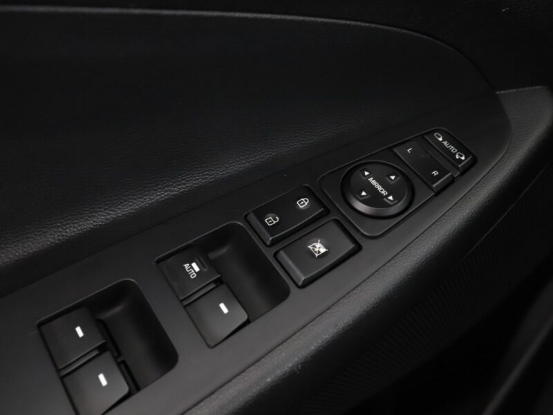 Hyundai Tucson 177KM Navi Klimatyzacja Czujniki parkowania Hak Bluetooth III (2015-2020)