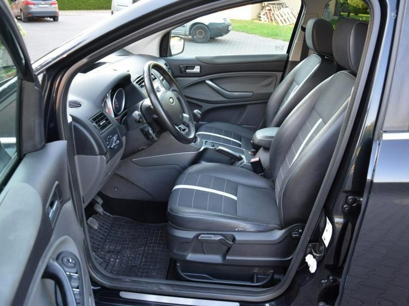 Ford Kuga Lift Navi Kamera 4WD Panorama 2XParktronic Keyless go Hak Oryginał I (2008-2012)