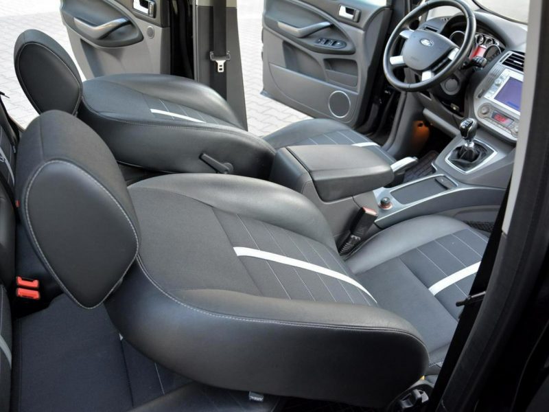Ford Kuga Lift Navi Kamera 4WD Panorama 2XParktronic Keyless go Hak Oryginał I (2008-2012)