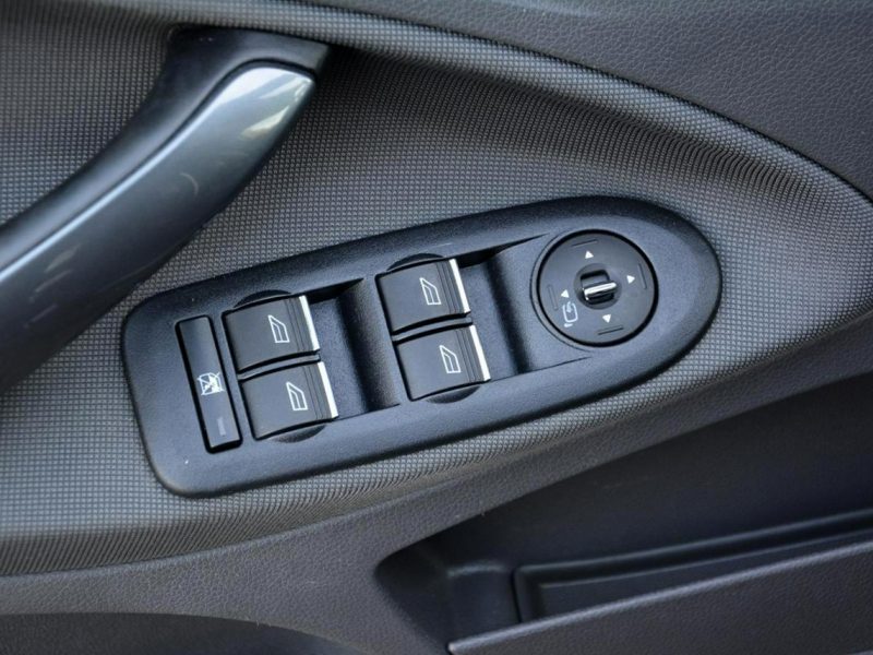 Ford Kuga Lift Navi Kamera 4WD Panorama 2XParktronic Keyless go Hak Oryginał I (2008-2012)