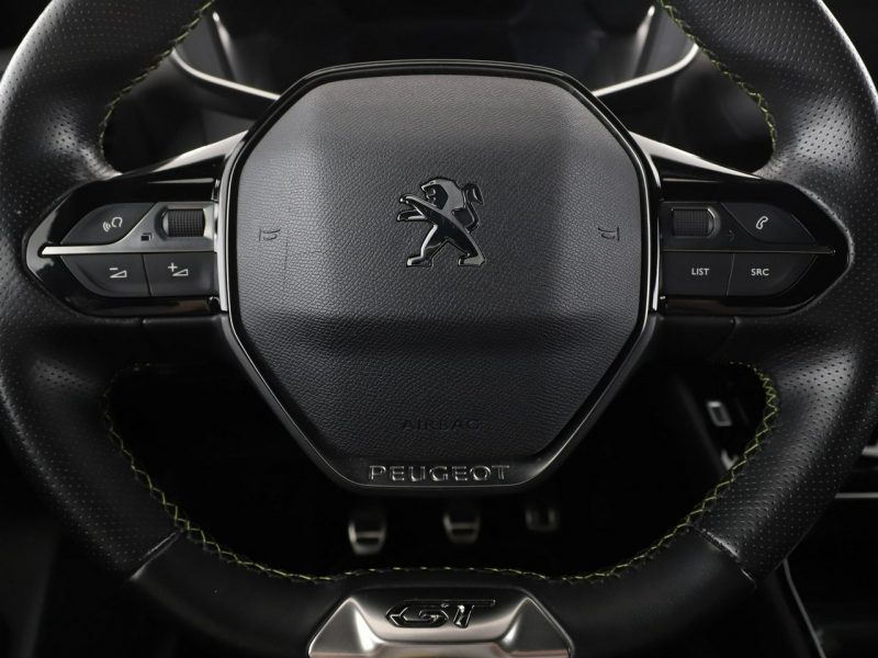 Peugeot 2008 GT-Line Full LED Klima auto tempomat adaptacyjny navi bluetooth II (2019-)