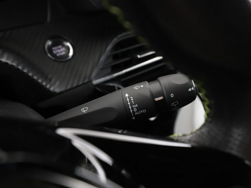 Peugeot 2008 GT-Line Full LED Klima auto tempomat adaptacyjny navi bluetooth II (2019-)