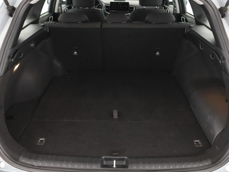 Kia Cee'd FV23% PHEV navi klima auto kamera i czujniki parkowania grzane fotele III (2018-)
