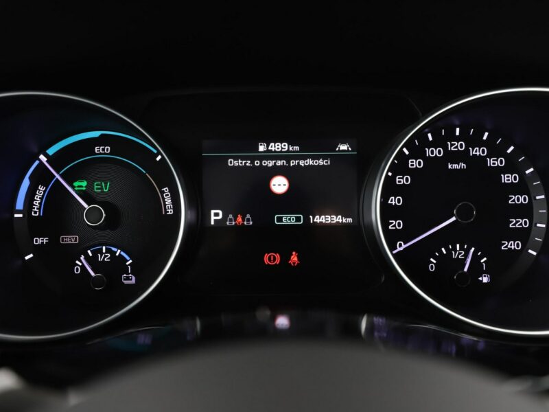 Kia Cee'd FV23% PHEV navi klima auto kamera i czujniki parkowania grzane fotele III (2018-)