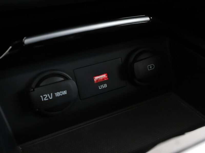 Kia Cee'd FV23% PHEV navi klima auto kamera i czujniki parkowania grzane fotele III (2018-)