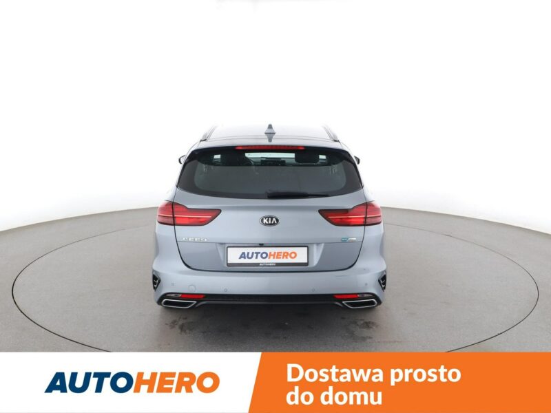 Kia Cee'd FV23% PHEV navi klima auto kamera i czujniki parkowania grzane fotele III (2018-)