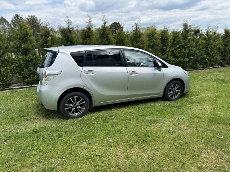 Toyota Verso 1,6 D-4D 112KM Navi Kamera 7 osób