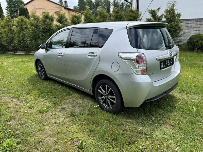 Toyota Verso 1,6 D-4D 112KM Navi Kamera 7 osób