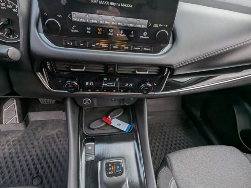 Nissan Qashqai kamera cofania III (2021-)