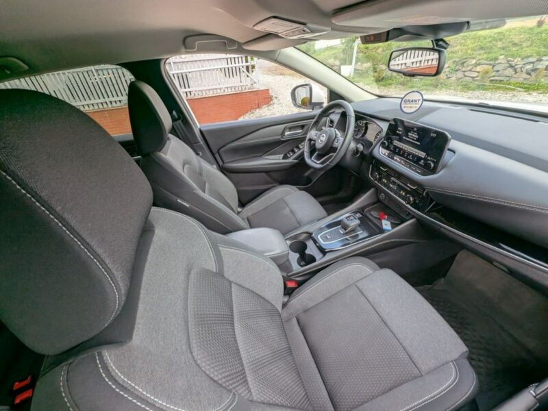 Nissan Qashqai kamera cofania III (2021-)