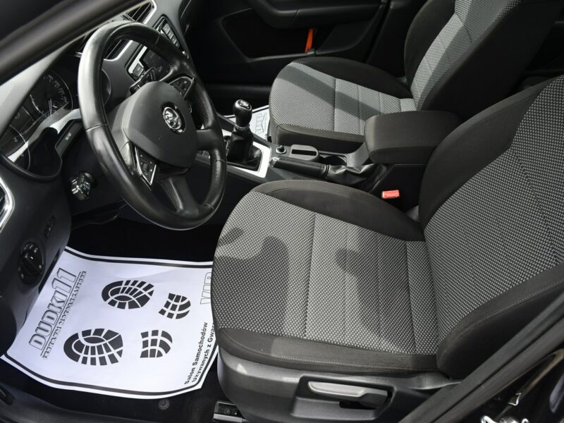 Škoda Octavia 1,4Turbo DUDKI11 Serwis.Navi.Klimatr 2 str.Alu,kredyt.OKAZJA III (2013-)
