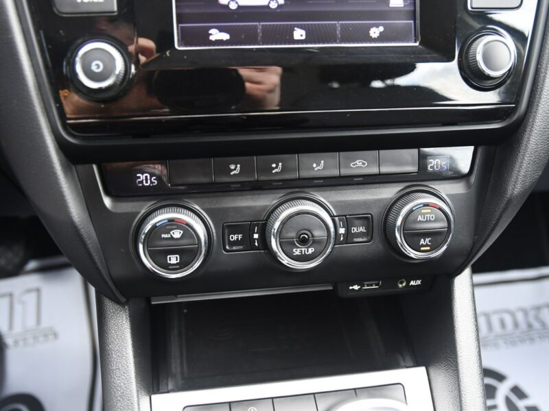 Škoda Octavia 1,4Turbo DUDKI11 Serwis.Navi.Klimatr 2 str.Alu,kredyt.OKAZJA III (2013-)