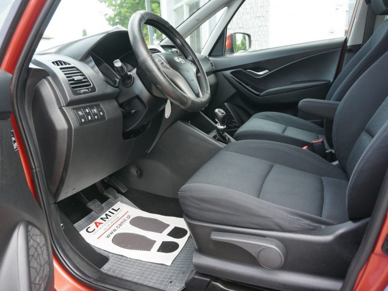 Hyundai ix20 dynamiczny, ekonomiczny, rok gwarancji,