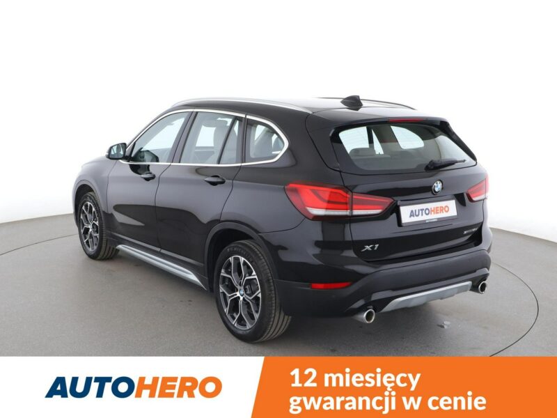 BMW X1 2.0D Automat xLine Klimatronik Tempomat Nawigacja Skóra ParkAssist PDC II (F48) (2015-)