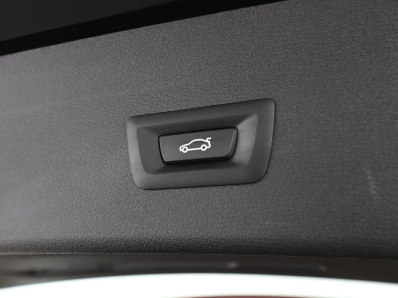 BMW X1 2.0D Automat xLine Klimatronik Tempomat Nawigacja Skóra ParkAssist PDC II (F48) (2015-)