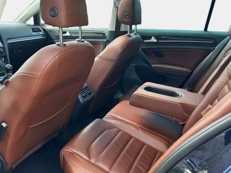 Volkswagen Golf 2.0 TDI NAVI - Bardzo bogato wyposażony - Panorama - Skóra - Kayless VII (2012-)
