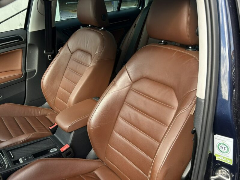 Volkswagen Golf 2.0 TDI NAVI - Bardzo bogato wyposażony - Panorama - Skóra - Kayless VII (2012-)