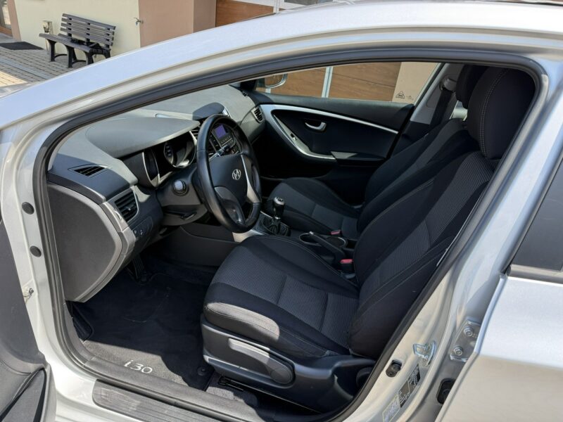Hyundai i30 1,4 99KM Klimatyzacja Serwis Koła lato+zima II (2012 - 2016)