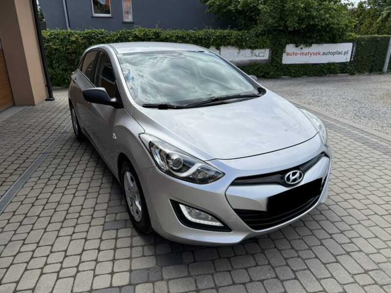 Hyundai i30 1,4 99KM Klimatyzacja Serwis Koła lato+zima II (2012 - 2016)