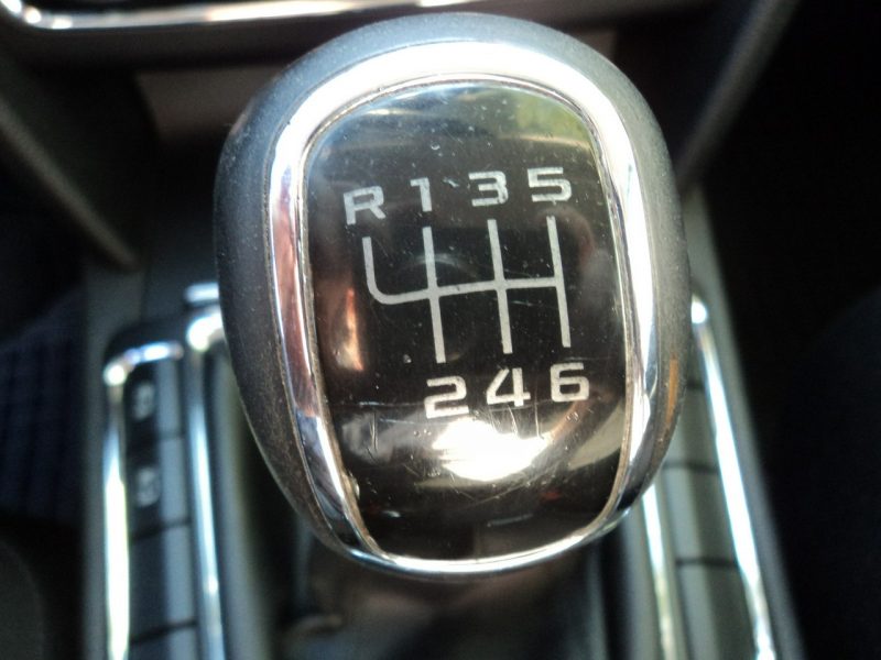 Škoda Superb sprzedam ładną SKODE SUPERB 2.0 TDI 170KM 2x komplet opon lato,zima GW II (2008-2015)