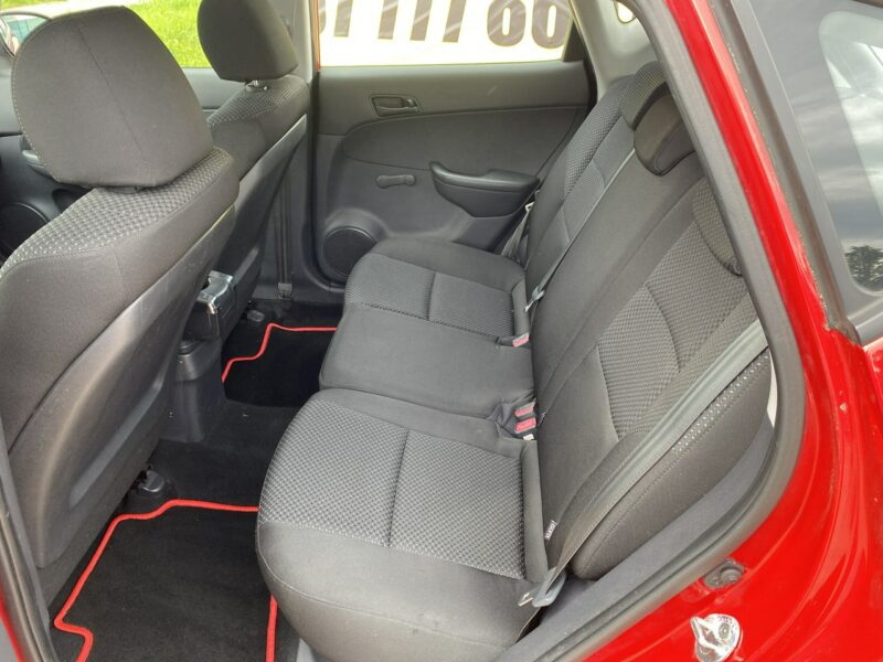Hyundai i30 Niezawodna i mocna benzyna/Klimatyzacja/Isofix, niski przebieg/Aux,USB I (2002-2013)