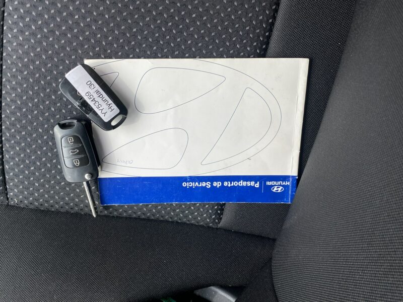 Hyundai i30 Niezawodna i mocna benzyna/Klimatyzacja/Isofix, niski przebieg/Aux,USB I (2002-2013)