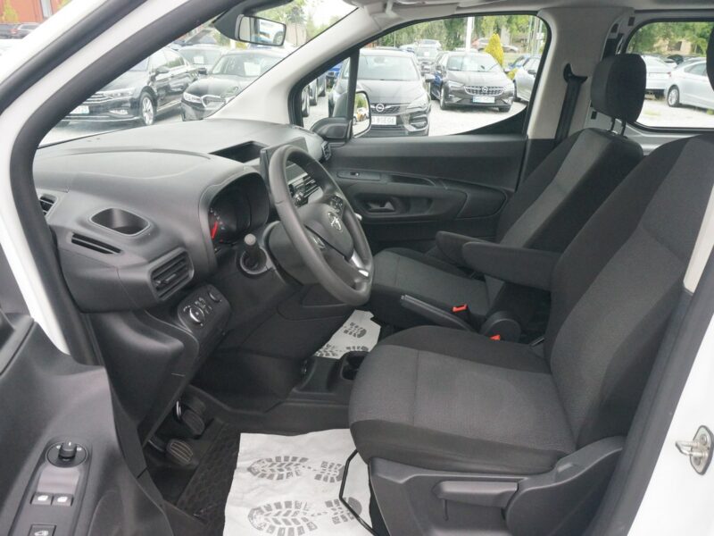 Opel Combo 1.5 CDTI/131 KM Cargo XL 2,4t Essential Salon PL Fvat 23% PO4SM99 E (2018-)