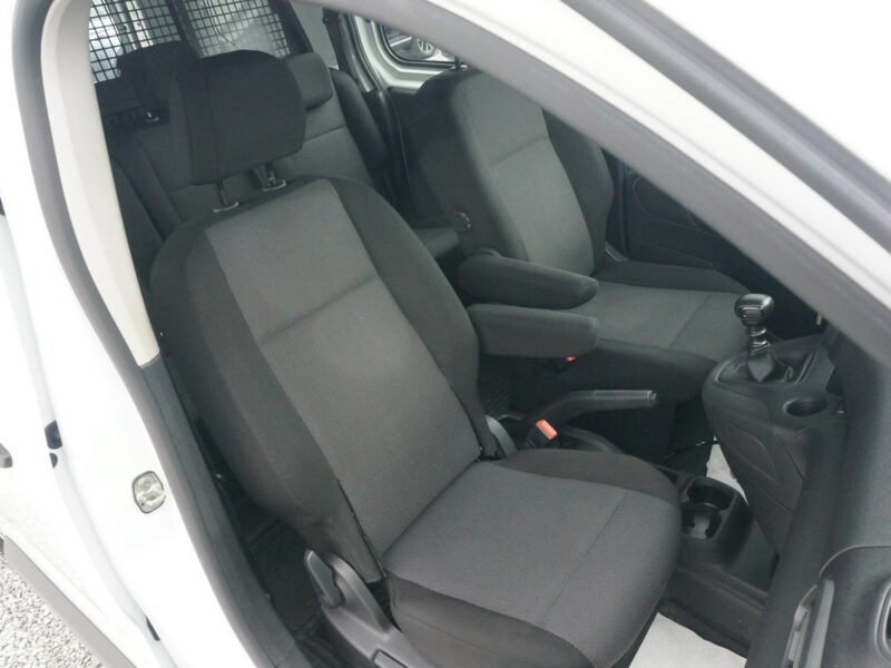 Opel Combo 1.5 CDTI/131 KM Cargo XL 2,4t Essential Salon PL Fvat 23% PO4SM99 E (2018-)