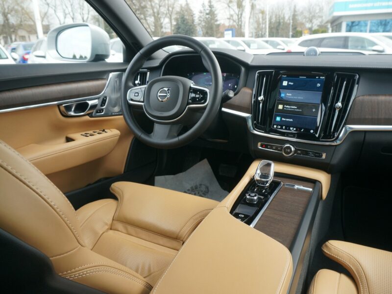 Volvo V90 Cross Country B5 D AWD 235 KM Ultimate Bright Salon Polska Faktura Vat 23% WZ005GG