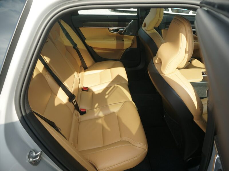 Volvo V90 Cross Country B5 D AWD 235 KM Ultimate Bright Salon Polska Faktura Vat 23% WZ005GG