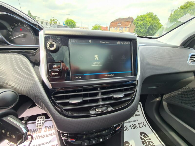 Peugeot 2008 Serwis SzklanyDach Navi PDC Kamera Półskóry GripControl Led Sensory I (2013-2019)