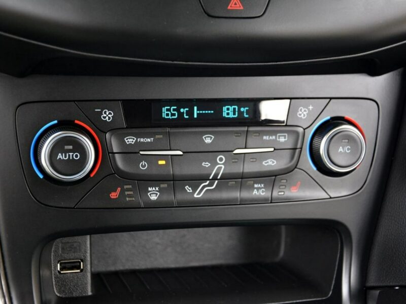 Ford Focus Park Asist 2xPDC Ledy Navi Kamera ASO Ford do końca Mk3 (2010-2018)