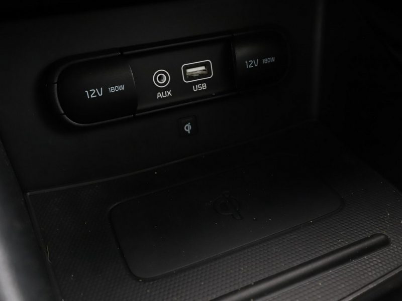 Kia Niro 1.6 Hybrid Edition7 Klimatronik Tempomat Nawigacja Półskóra Kamera PDC