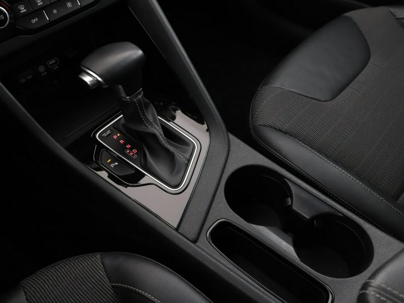 Kia Niro 1.6 Hybrid Edition7 Klimatronik Tempomat Nawigacja Półskóra Kamera PDC