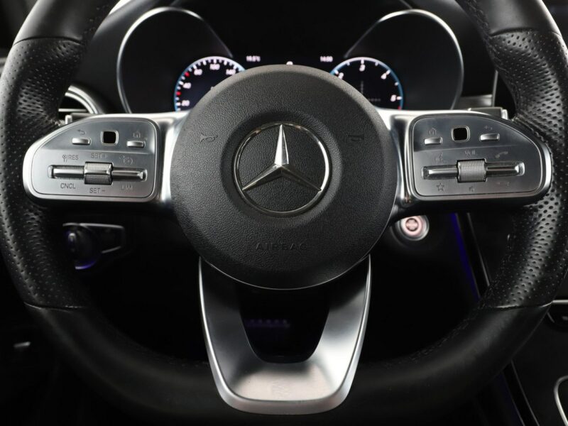 Mercedes GLC 300 4x4 automat full LED skóra navi virtual cocpit kamery 360 el. klapa I (2015-2022)