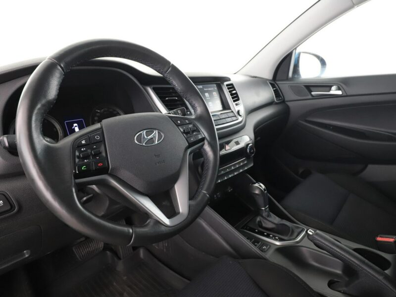 Hyundai Tucson automat navi klima auto kamera i czujniki parkowania grzane fotele i k III (2015-2020)