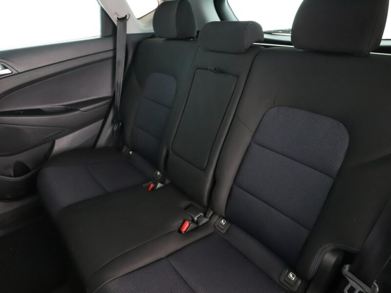 Hyundai Tucson automat navi klima auto kamera i czujniki parkowania grzane fotele i k III (2015-2020)