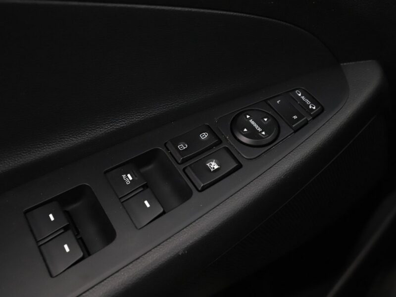 Hyundai Tucson automat navi klima auto kamera i czujniki parkowania grzane fotele i k III (2015-2020)