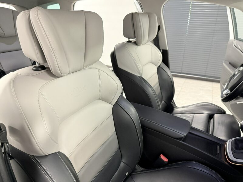 Renault Scenic 1.6 DCi 160KM*INITIALE PARIS*BOSE*Komfort MASAŻ*KeyLess*Alu 20*HeadUp* IV (2016-)